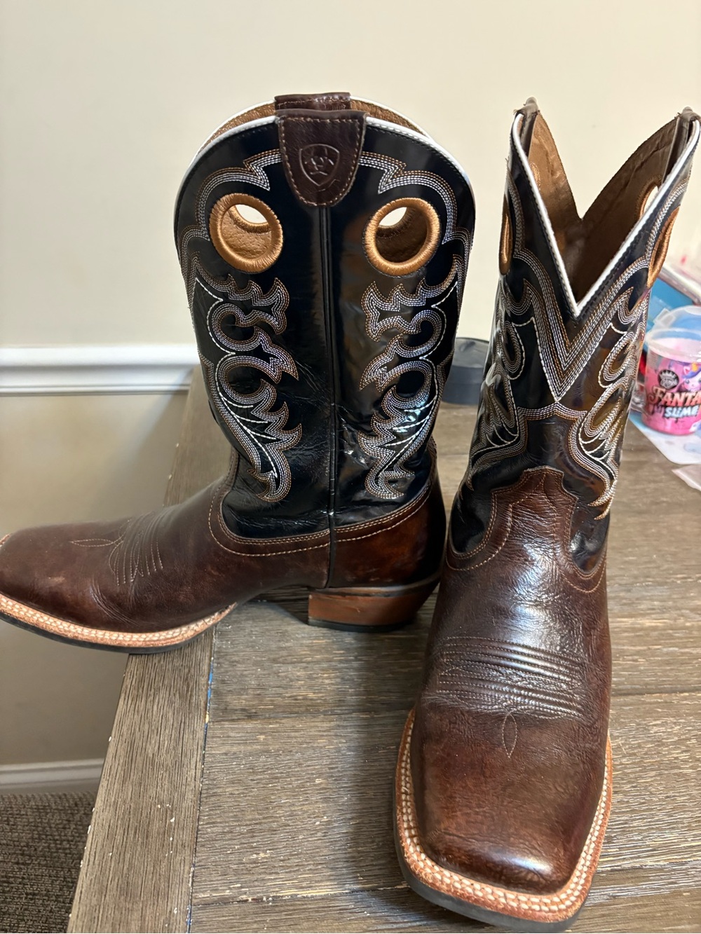 Ariat Brown and Black Pull-On Western Cowboy Boots